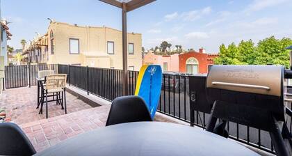 1940's Capitola Village Rental - steps from beach