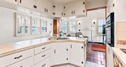 1940's Capitola Village Rental - steps from beach