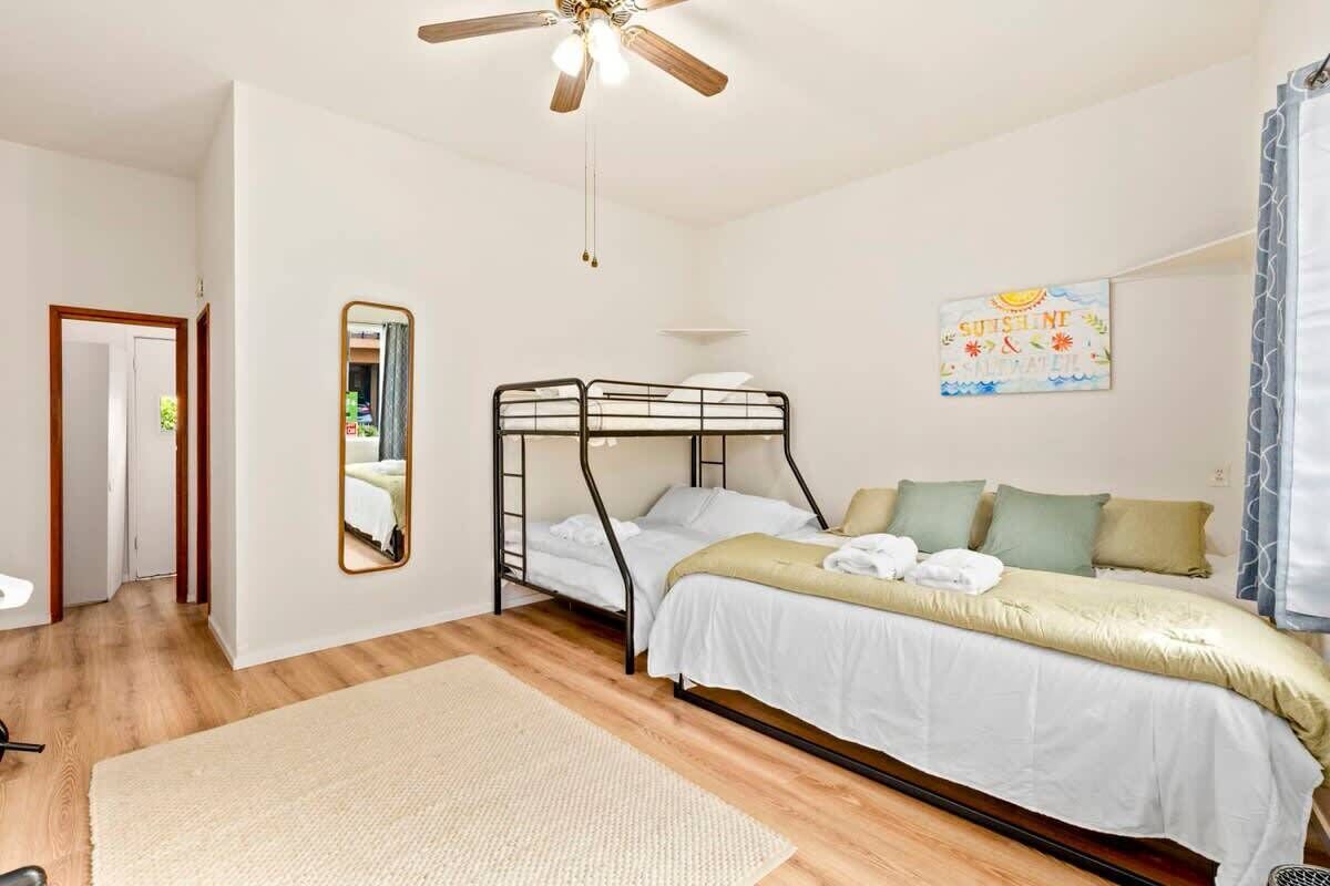 2 bedrooms, travel crib, WiFi, bed sheets