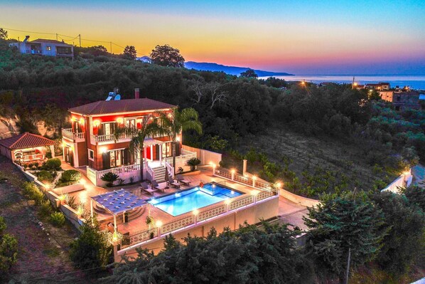 Exterior - Iro Royal Villa - Polemárchi ,Crete (Polemarkhion)