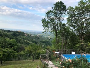 Property grounds - La Nocciola - Montefiore Conca ,Emilia Romagna (Montefiore Conca)