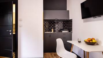 Studio | In-room dining