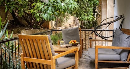 Artistic Vibes Haifa Hub by Sea N' Rent