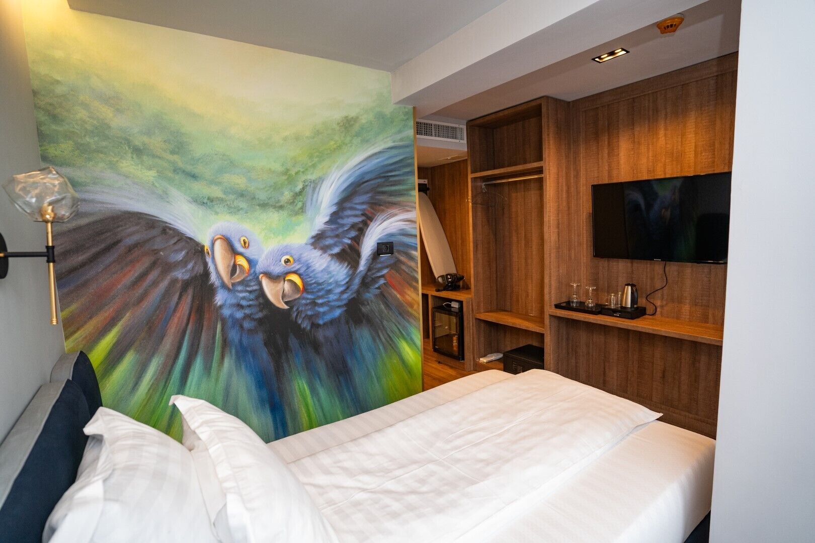 basic room | 1 bedroom, premium bedding, free minibar, in-room safe