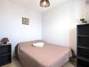 1 quarto, berço de viagem, Wi-Fi (sobretaxa), roupa de cama