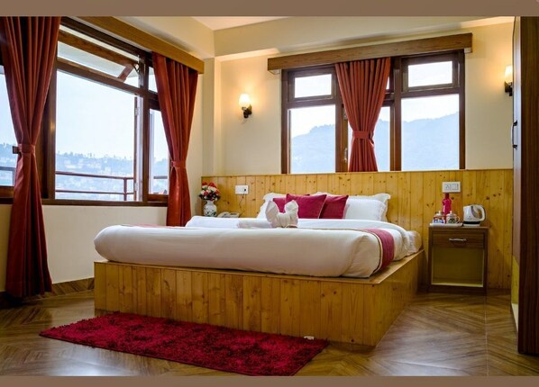 Executive Double Room | Premium bedding, down comforters, individually decorated - Parasol Inn Sikkim (Gangtok)