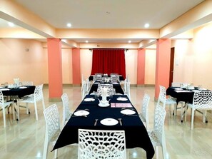 Restaurant - Parasol Inn Sikkim (Gangtok)