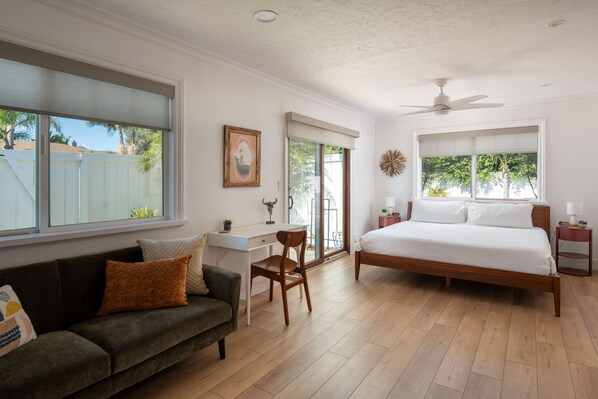 2 bedrooms, desk, iron/ironing board, travel crib - Leucadia "Beacons" Bungalow ~ walk everywhere with beach gear! (Encinitas)