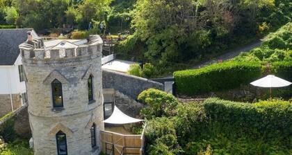 Castle by the Beach with Sea Views, Portreath