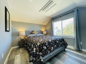 2 chambres, fer et planche à repasser, Wi-Fi gratuit, draps fournis