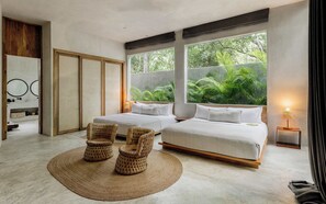 6 Schlafzimmer, Schreibtisch, Bügeleisen/Bügelbrett, Reisekinderbett