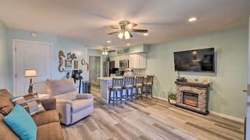 Een smart-tv en een open haard