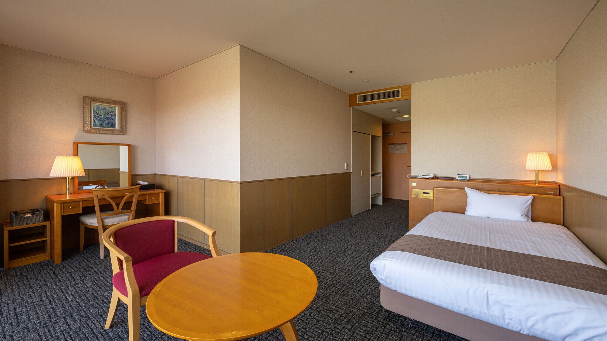 In-room safe, iron/ironing board, free WiFi, bed sheets