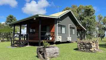 Familiehytte - 1 soveværelse - ikke-ryger - udsigt til flod | Terrasse/gårdhave