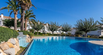 Holiday Home 'Fantàstic S'agaró' with Shared Pool, Private Terrace and Wi-Fi