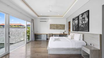 Deluxe Villa, 4 Bedrooms | 4 bedrooms, in-room safe, desk, soundproofing