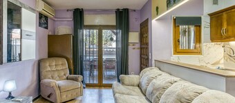 Vacation Home "Casa Empuriabrava Con Terraza" with 2 Private Terraces & Private Garden