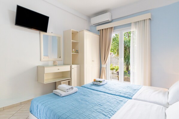 2 bedrooms, iron/ironing board, free WiFi, bed sheets