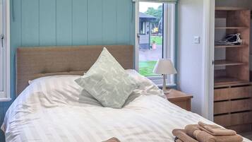 2 bedrooms