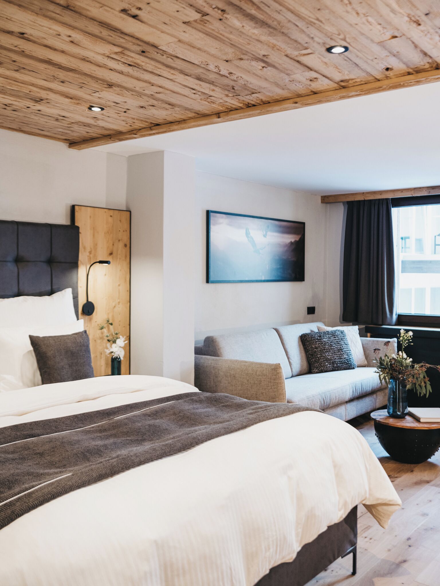 Family Room | Premium bedding, minibar, in-room safe, individually decorated