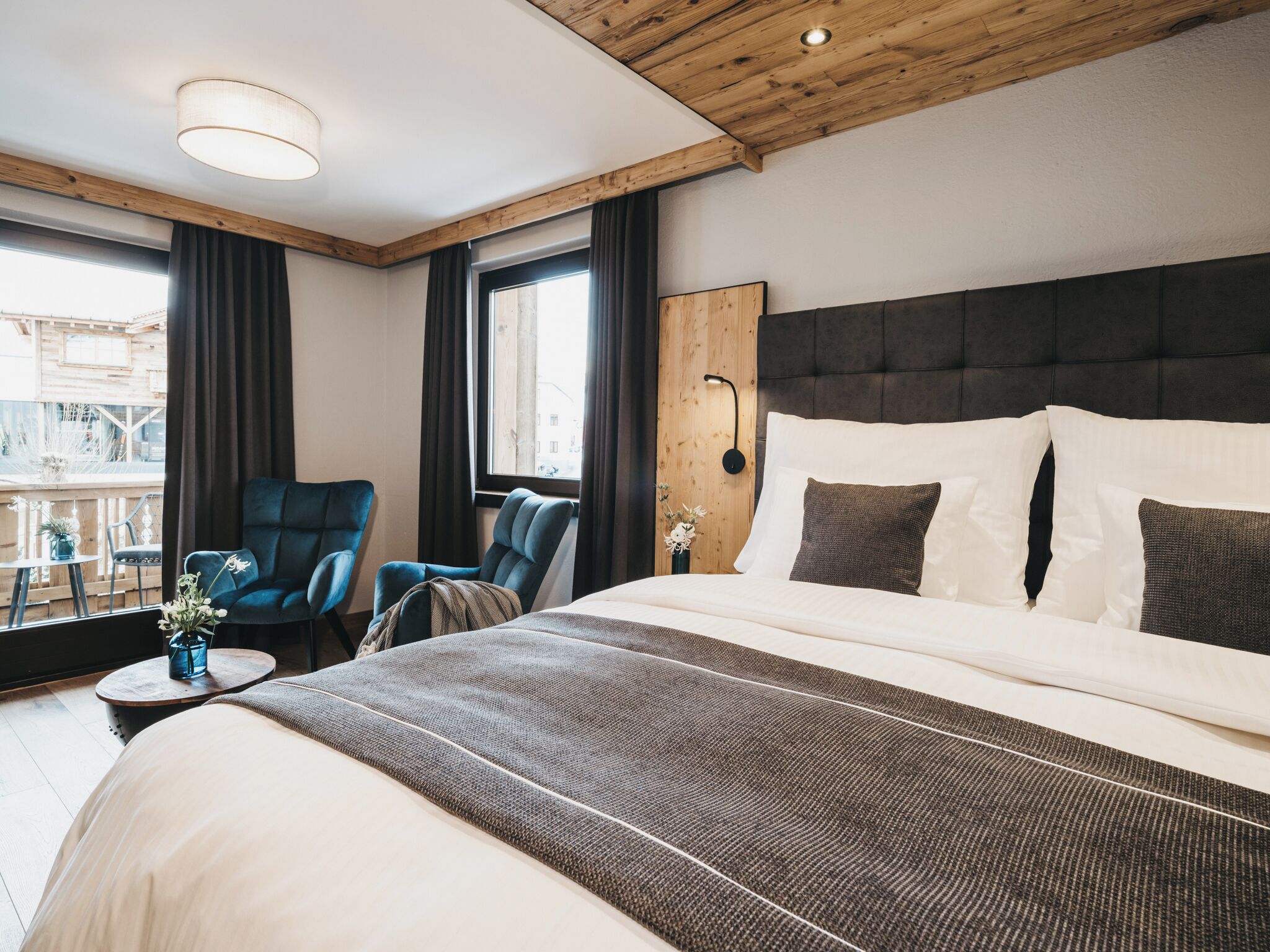 Rom – standard, balkong | Minibar, safe på rommet, blendingsgardiner og wi-fi (inkludert)