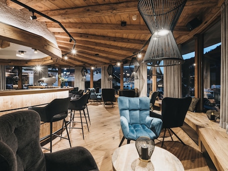 Bar lounge. VAYA Nauders