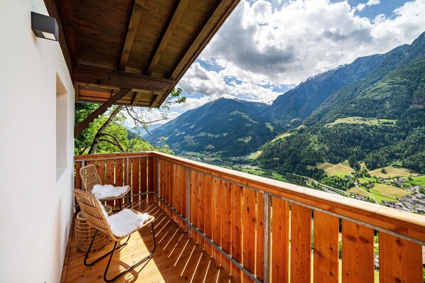 Property grounds - Apartment 'Bergchalet Prantach W95' with Mountain View, Shared Terrace and Wi-Fi (San Martino In Passiria)