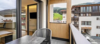 Apartment "Lamm 2" with Mountain View, Balcony & Wi-Fi