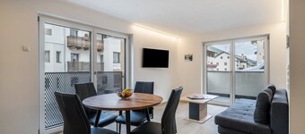 Apartment "Lamm 4" with Mountain View, Balcony & Wi-Fi