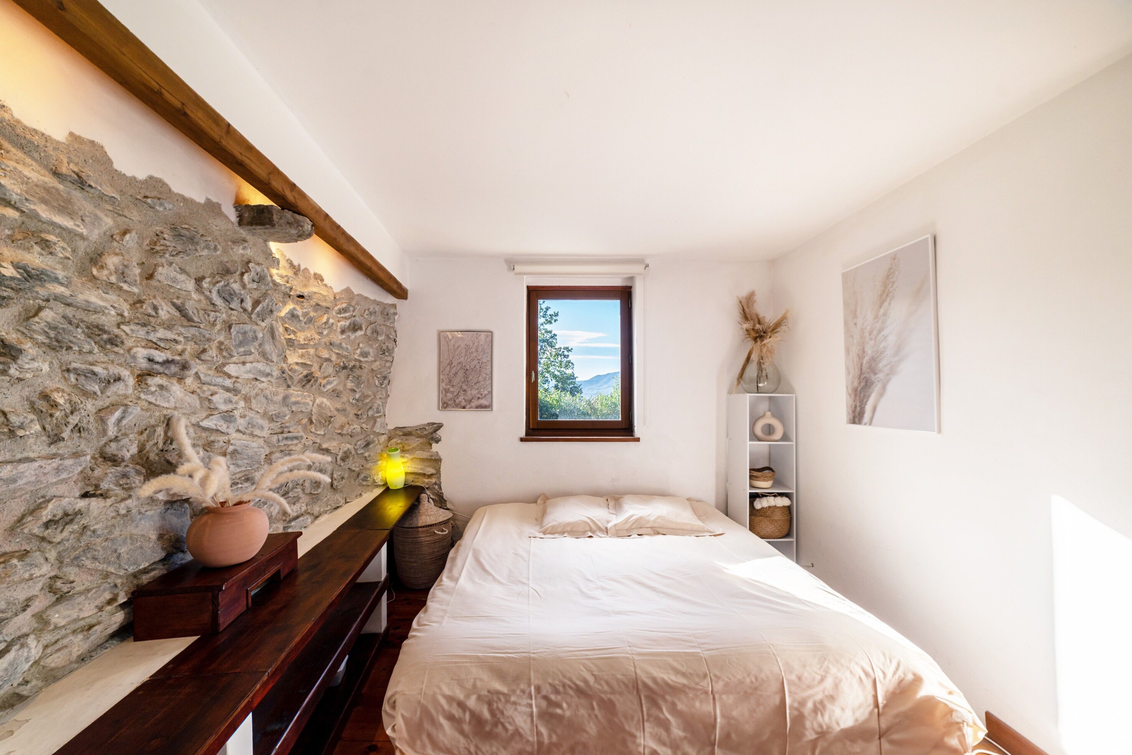 4 quartos, Wi-Fi de cortesia, roupa de cama
