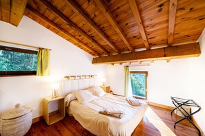 4 chambres, Wi-Fi gratuit, draps fournis