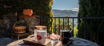 Villa "Casablanca" with Mountain View, Private Pool & Wi-Fi