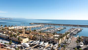 Marina/club náutico