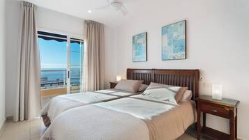 3 dormitorios, tabla de planchar con plancha, wifi gratis y ropa de cama