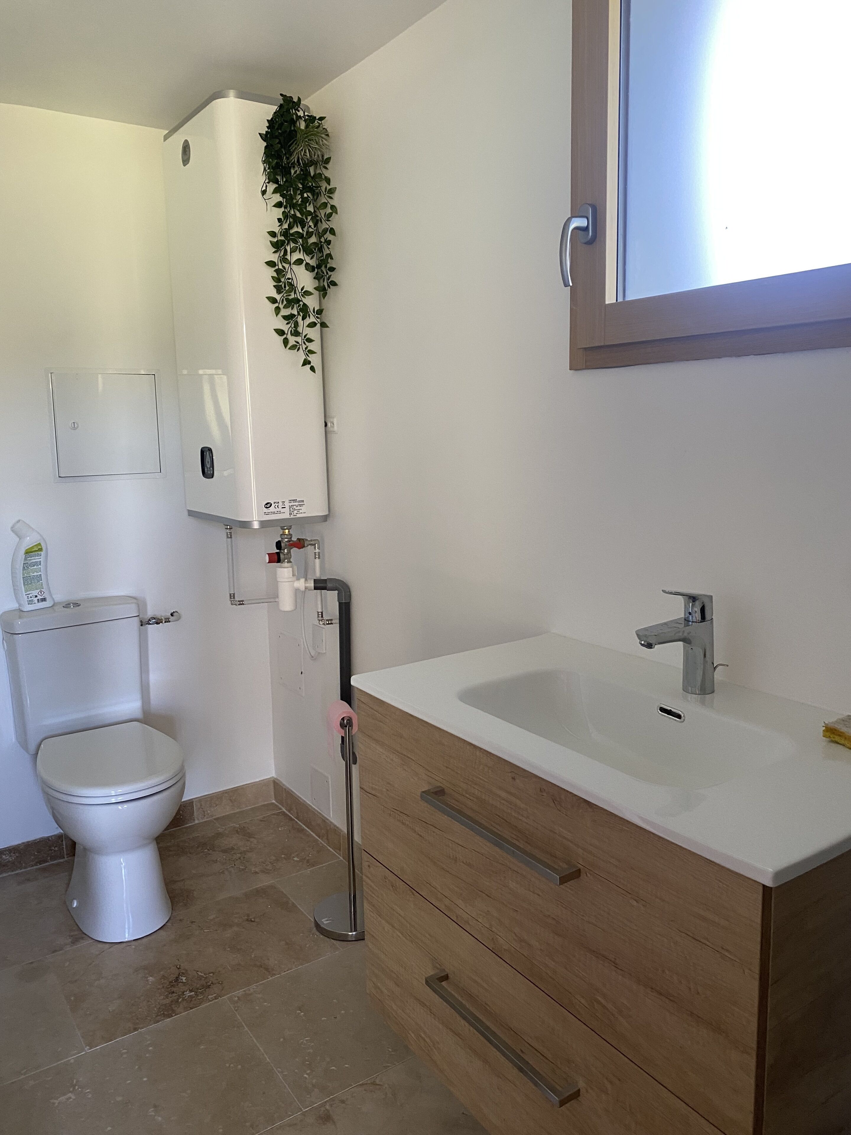 Håndklær og toalettpapir