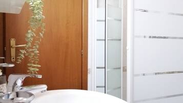 Free toiletries, hair dryer, towels, soap