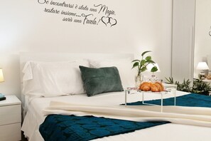 2 makuuhuonetta, silitysrauta/-lauta, Wi-Fi, vuodevaatteet