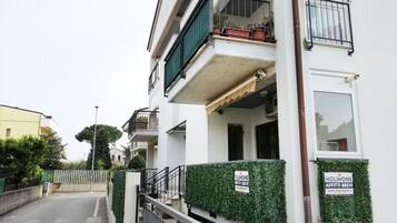 DĂ©tail de lâextĂ©rieur