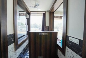 Interior - Hotel Midtown (Palwal)