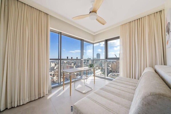 3 chambres, fer et planche à repasser, lit parapluie, Wi-Fi