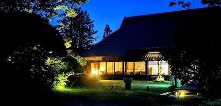Exterior. Rent the whole house with friends or family / Tomata-gun Okayama