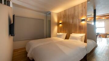 2 bedrooms, desk, free WiFi, bed sheets