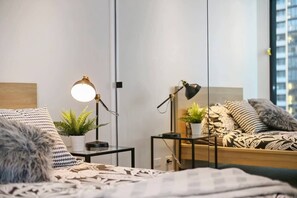 2 chambres, fer et planche à repasser, Wi-Fi, draps fournis