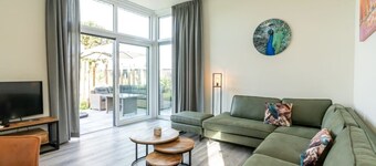Dieses 4-Personen-Chalet ist komplett ausgestattet! Sowohl drinnen auf dem bequemen Ecksofa als auch