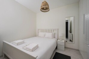 2 Schlafzimmer, Bügeleisen/Bügelbrett, kostenloses WLAN, Bettwäsche