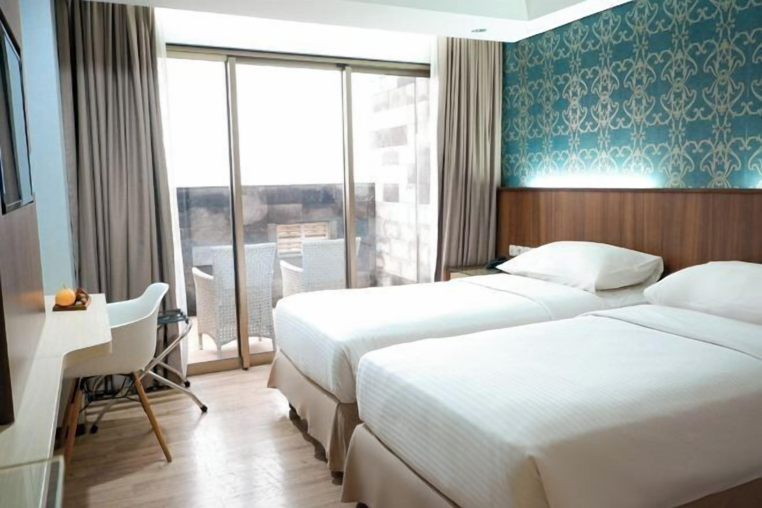 1 bedroom, desk, soundproofing, free WiFi