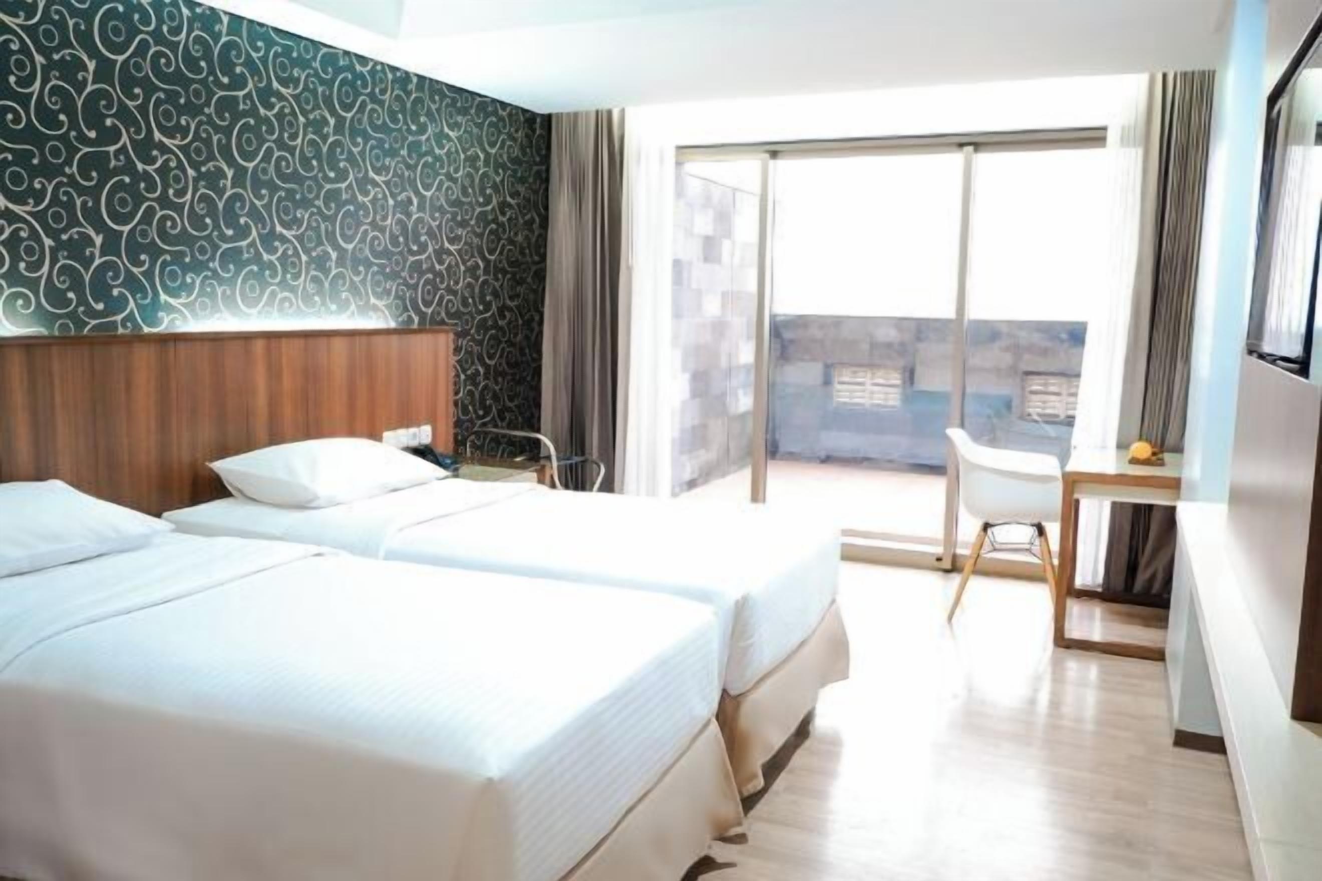 1 bedroom, desk, soundproofing, free WiFi