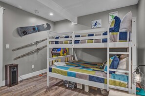 4 Schlafzimmer, kostenloses WLAN, Bettwäsche