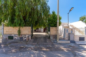 Fachada de la propiedad