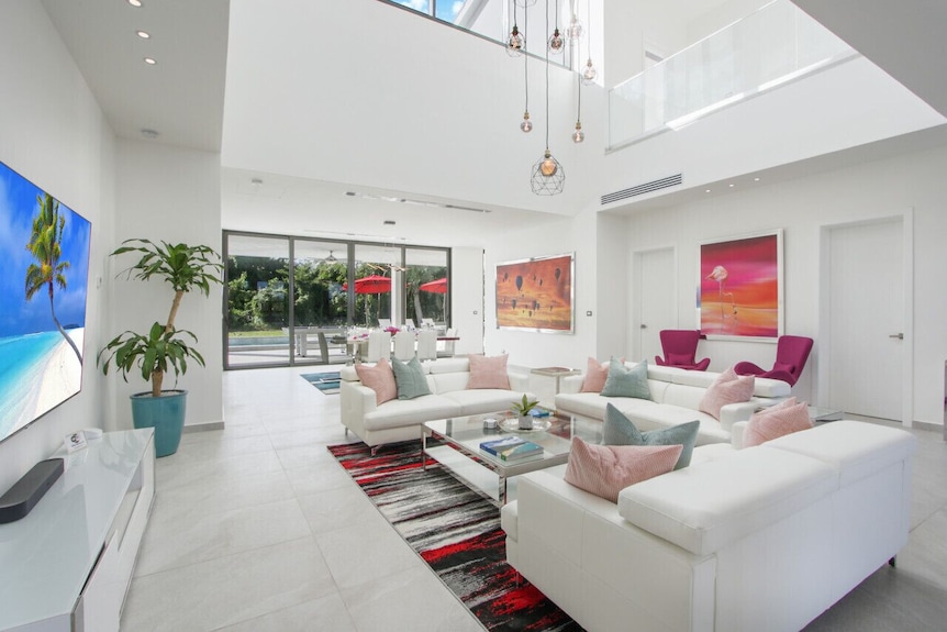 Palmas 16: New Luxury Villa W/ Pool, Jacuzzi, Pool Table, Full Staff & Golf Cart - Cap Cana